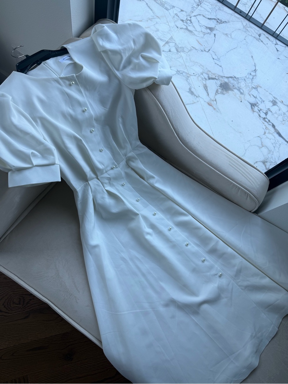 Cream Puff Sleeve Button-Front Midi Dress
